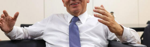 Сегуру на победи честитали Макрон, Фон дер Лајен, Кошта