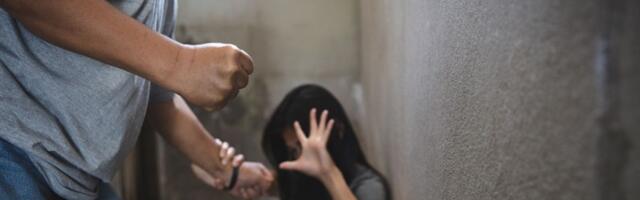 HOROR na Zvezdari: Muž ZVERSKI pretukao suprugu