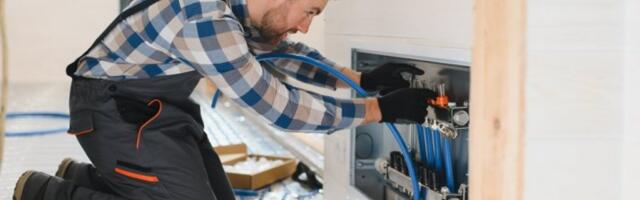 VODENO PODNO GREJANJE SVE POPULARNIJE MEĐU SRBIMA! Kako se ugrađuje, koliko košta, a i koliko troši u jeku sezone - SVE NA JEDNOM MESTU!