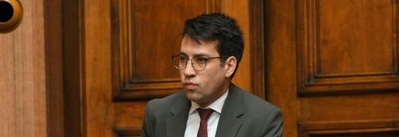 Брнабић одговорила Веселиновићу: Косово и Метохија није сусед Србије, већ њен саставни део