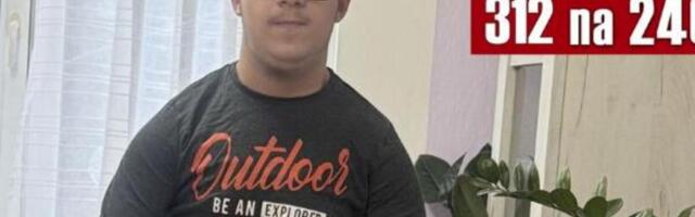 Ivan ima cerebralnu paralizu, vezan je za invalidska kolica: Udružimo se i pomozimo mu da stane na noge (FOTO)