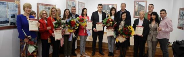 Најстарија ужичка медијска кућа обележила јубилеј, градоначелници захвалница за успешну сарадњу