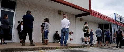 SAD: Pandemija u siromaštvo gurnula osam miliona građana