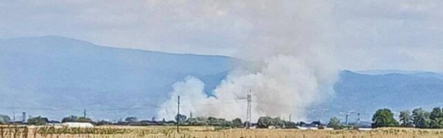 Između Gornjeg Krajinca i Zloćudova ponovo gore divlje deponije i nisko rastinje