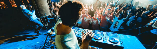 AI pesma na vrhu liste u SAD