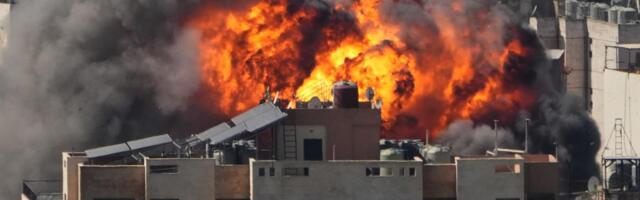 UNIŠTAVANJE BEJRUTA KROZ FOTO OBJEKTIV: Pogledajte stravične eksplozije u glavnom gradu Libana usled izraelskih udara (FOTO)