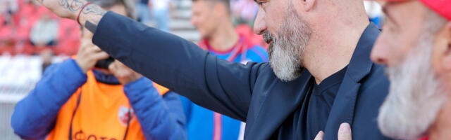Stanković emotivan: Lako je biti trener Zvezde... To ne može da se objasni!