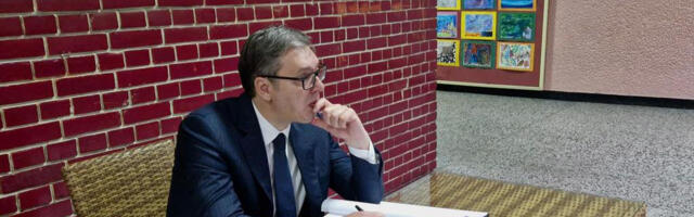 Vučić u “Ribnikaru”: Lažna fotografija ili spin