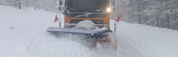 U Sjenici angažovano 29 mašina na čišćenju snijega