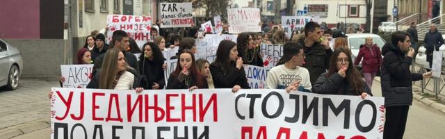 Od 11 srednjih škola u Leskovcu u 6 se redovno odvija nastava