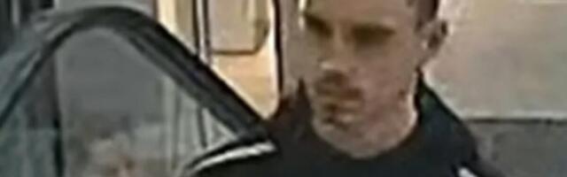 DA LI PREPOZNAJETE MLADIĆA SA SLIKE: Policija se dala u potragu za osumnjičenim za pokušaj ubistva Vujovića