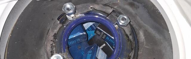 NIKO NIJE MOGAO DA VERUJE ČIME JE NAPUNIO BOJLER OD 80 LITARA! Šok na graničnom prelazu Preševo, ovako smislio da prevari carinike (FOTO)