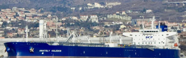 Танкер са руском нафтом ушао у ексклузивну економску зону Кубе