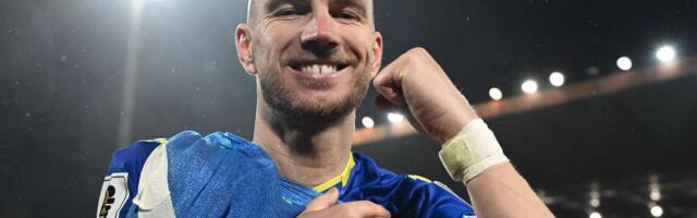 Legendarni Hrvat u neverici: Džeko, kralj, 40-godišnjak se baca... Gde je našao tu energiju?