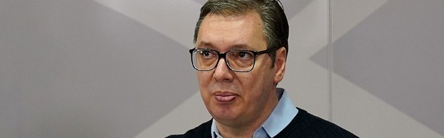 Vučić: Vakcinisaću se u ponedeljak ili utorak!