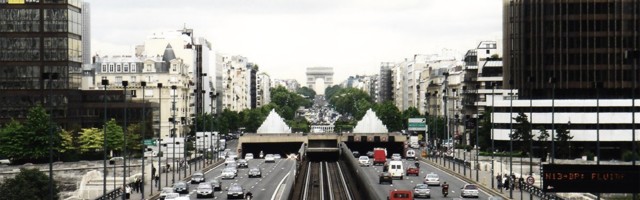 Pariz uveo ograničenje brzine na 30 km/h