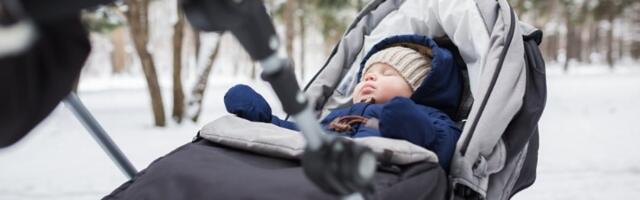 Roditelji u Skandinaviji ostavljaju BEBE ZIMI DA SPAVAJU NA OTVORENOM: Evo šta nauka kaže o tome