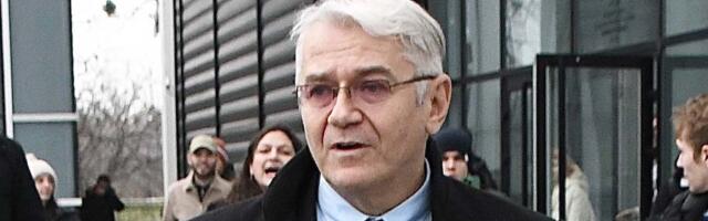 Oglasio se novosadski rektor Dejan Madić o tome zašto doktori nauka na diplome čekaju godinu i po dana