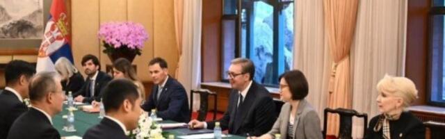 LETEĆI AUTOMOBILI STIŽU U SRBIJU! Vučić iz Pekinga najavio neverovatne vesti za Ekspo i i pregovore o nuklearnoj energiji - OVO su svi DETALJI!