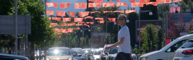 „Vučiću zabraniti ulazak u Crnu Goru“: Oštre reakcije na dokumentarni film novosadskog Centra prikazan u Crnoj Gori