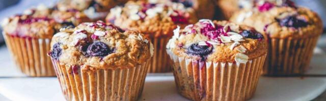 Mafini sa višnjama i belom čokoladom