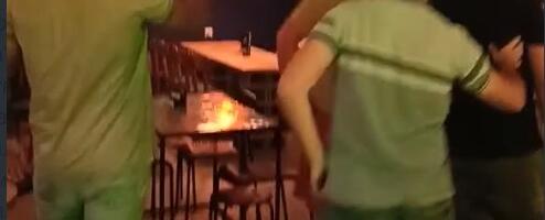 Mladi s juga posle brutalnog napada na njih u jednom lokalu: Niste nas uplašili