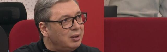 &quot;NIKADA NISAM NOSIO SNAJPER, IMAM STOTINE SVEDOKA&quot; Vučić odgovorio na pisanja lažljivih medija iz regiona