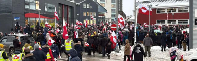 Премијер Гренланда предводио протесте у Нуку