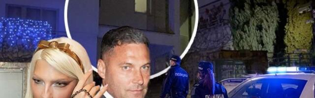 POLICIJA ISPRED KARLEUŠINE VILE NA DEDINJU, EVO ŠTA SE DEŠAVA NAKON DRAME SA TOŠIĆEM: Republika na licu mesta! (FOTO, VIDEO)