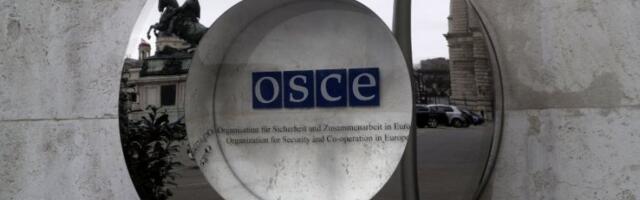 NAŠA DELAGACIJA ŽESTOKO ODREAGOVALA! Sprečen pokušaj isticanja simbola "UČK" na konferenciji u Beču