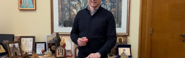 Sprečavaju me da delim radost na našoj zemlji! Petar Petković čestitao Vaskrs (FOTO)