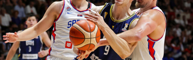 Stani, ovde Jokić diktira! Nikola upisao istorijski tripl-dabl: Srbija razbila Bosnu u "Pioniru"