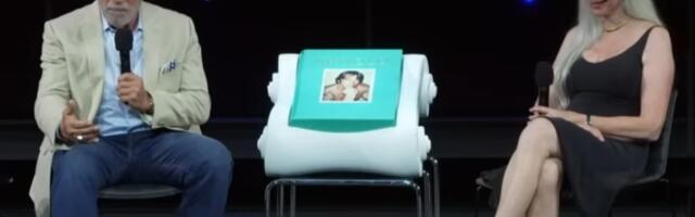 Arnoldova majka bi često plakala zbog slika nauljenih golih muškaraca na zidovima