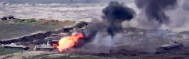 (VIDEO) PRVI SNIMCI UŽASA! Jermanija oborila dva azerbejdžanska helikoptera, pogođeni i tenkovi