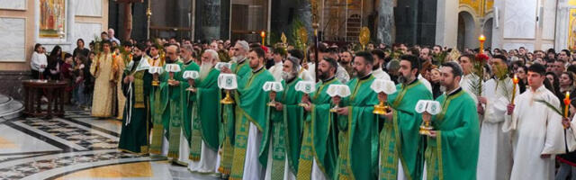 ŠTA SE DOGAĐA KADA BLAGOVESTI PADNU U STRASNU SEDMICU: Evo kako se menja poredak službi i šta vernici smeju da jedu