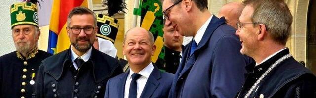 "OČEKUJEM ODLIČNE RAZGOVORE" Prve reči Aleksandra Vučića iz Nemačke - radi se na jačanju Srbije i Nemačke!