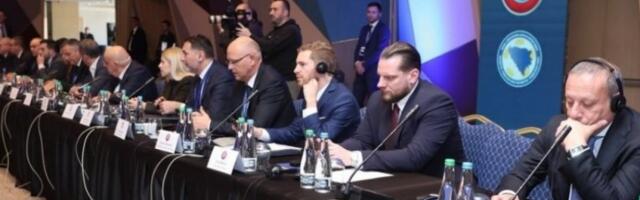 SRBIJA ODLUČNA U BORBI PROTIV NAMEŠTANJA U FUDBALU: Stigle najveće pohvale od UEFA i Čeferina