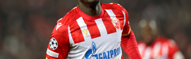 MOGAO BI DA OŽIVI KARIJERU Silas ponovo oblači crveno-beli dres?