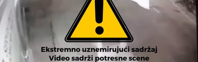 UZNEMIRUJUĆ SNIMAK! "Golfom" naleteo na pešaka na prelazu, bacio ga 20 metara: Horor u Bijeljini!