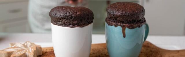 Brzi čokoladni kolač iz šolje: Gotov za 2 minuta - poslastica koja se topi u ustima