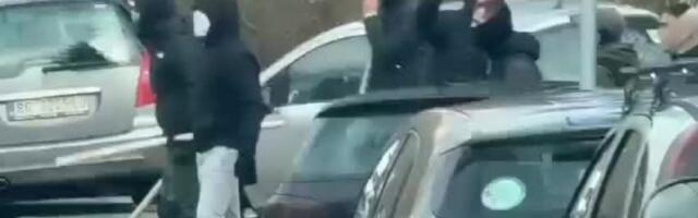 Isplivao snimak jezive tuče navijača pred 178. derbi: Evo kako je došlo do sukoba Delija i Grobara /VIDEO/