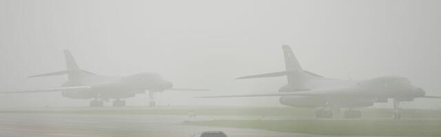 Trampovi bombarderi preusmereni u bazu Ramštajn: Otkriveno i zašto!