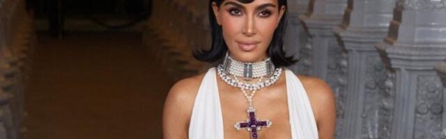 Kim Kardašijan pije 35 tableta dnevno: "Prevelike su, jedva ih progutam"