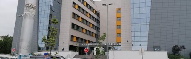 Muškarac pao sa zgrade u Prokuplju, hitno prebačen u UKC Niš