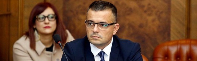 Bulatović: Ministre, čuješ li ti poljoprivrednike?