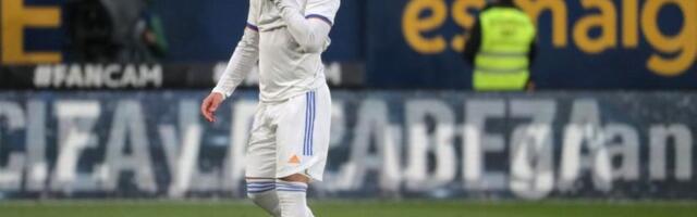 Luka Jović tražio od agenata da mu nađu novi klub