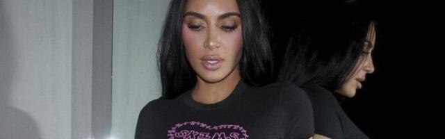Kim Kardašijan nikad provokativnija: Crna čipka, vrele obline i stav koji ne traži dozvolu (FOTO)