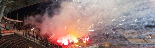 Zbog ovoga je prekinuta utakmica Partizan - Čukarički! Rakete letele na sve strane