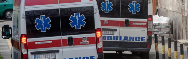 EVO U KAKVOM JE STANJU ŽENA KOJA JE PALA SA TERASE NA VRAČARU! "Nema šta nije slomila!"