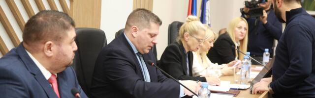 Odbijeni predlozi opozicije na sednici Skupštini Beograda